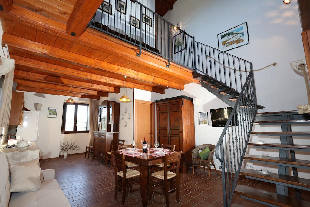 Serravalle Relais & Country Villa With Private Pool - Esclusive Use キアラモンテ・グルフィ 部屋 写真
