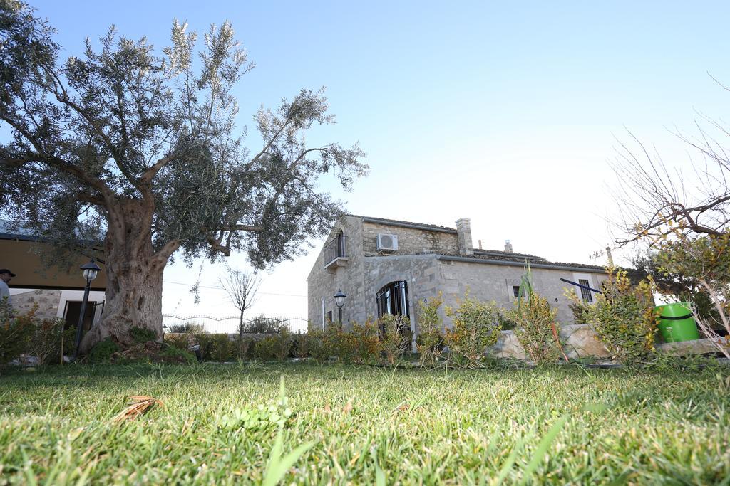 Serravalle Relais & Country Villa With Private Pool - Esclusive Use キアラモンテ・グルフィ エクステリア 写真