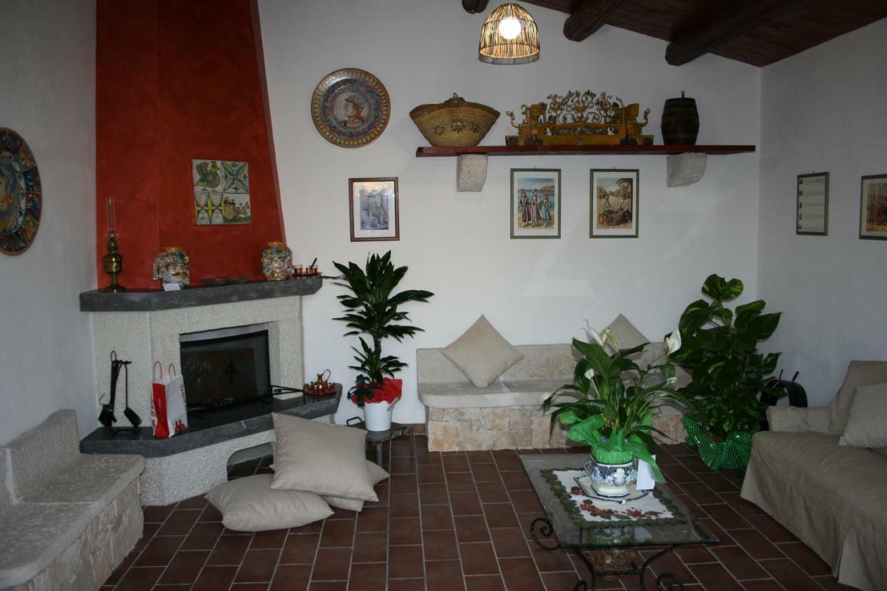 Serravalle Relais & Country Villa With Private Pool - Esclusive Use キアラモンテ・グルフィ エクステリア 写真